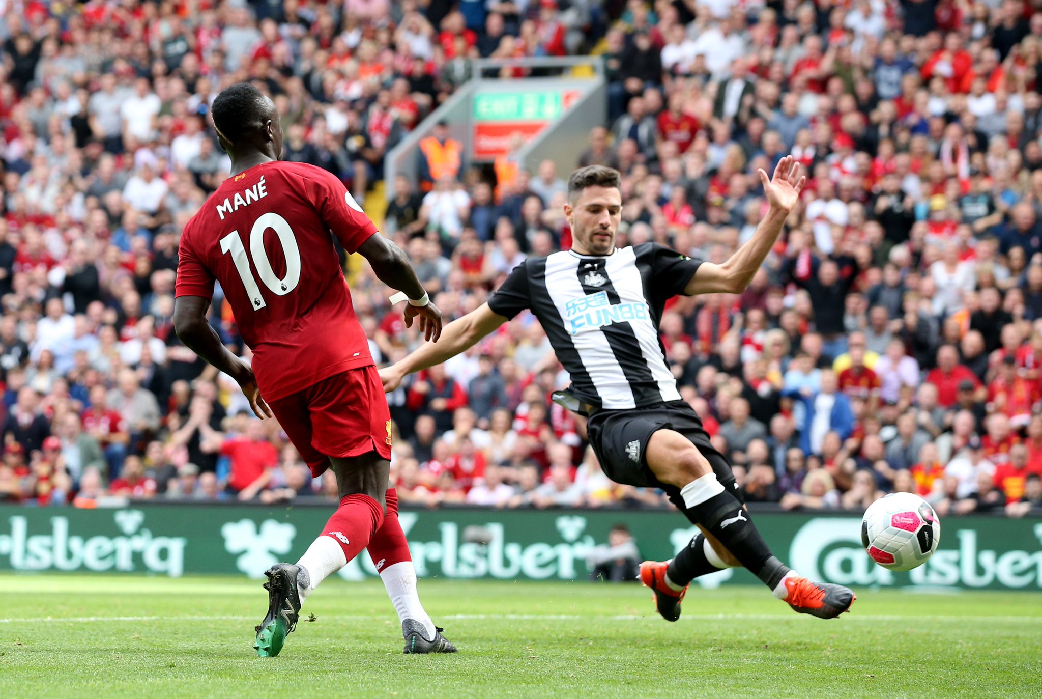 經歷多個高 經歷多個高